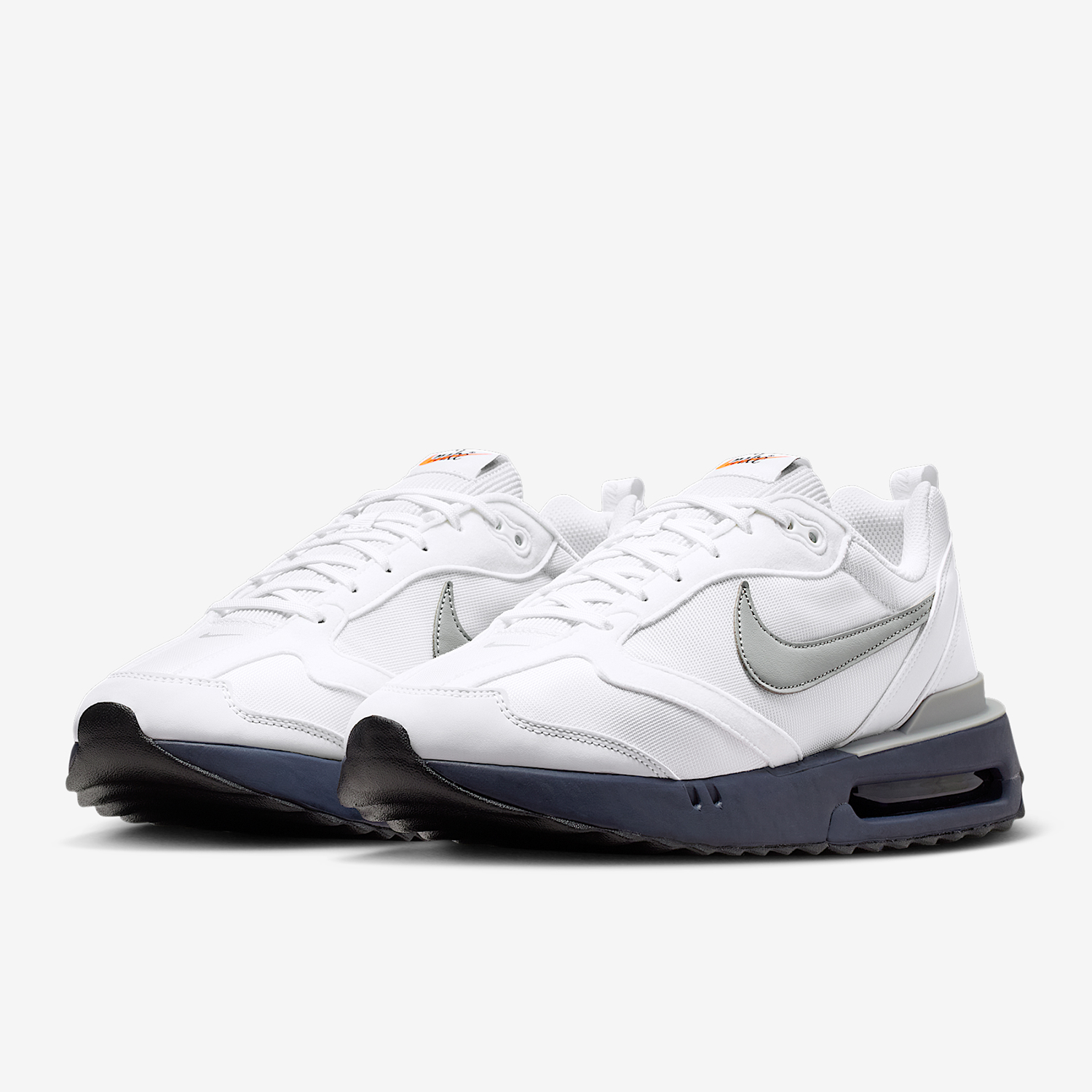 Nike Authentic Air Max Dawn Me - Men Shoes Myntra 评论和价格